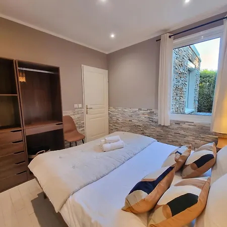 Villa Domaine Du Soleil, Vue Avec Piscine Le Lavandou