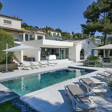 Domaine Du Soleil, Vue Avec Piscine Villa Le Lavandou
