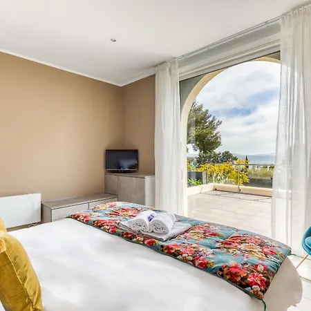 Villa Domaine Du Soleil, Vue Avec Piscine