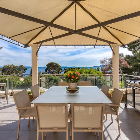 Villa Domaine Du Soleil, Vue Avec Piscine