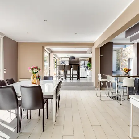 Villa Domaine Du Soleil, Vue Avec Piscine *