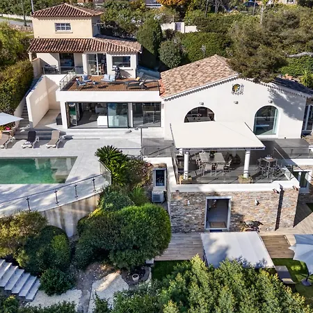 Villa Domaine Du Soleil, Vue Avec Piscine Le Lavandou