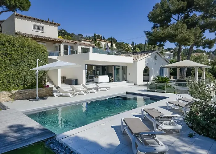 Domaine Du Soleil, Vue Avec Piscine Villa Le Lavandou