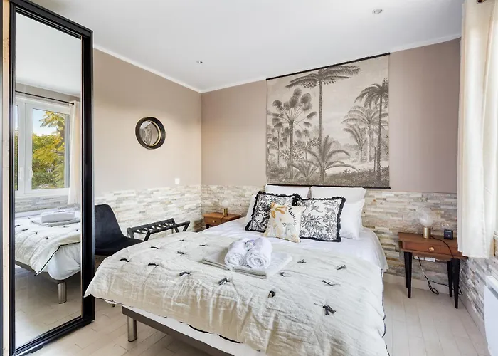 Villa Domaine Du Soleil, Vue Avec Piscine *