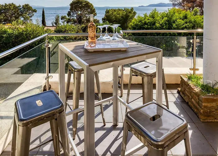 Villa Domaine Du Soleil, Vue Avec Piscine *