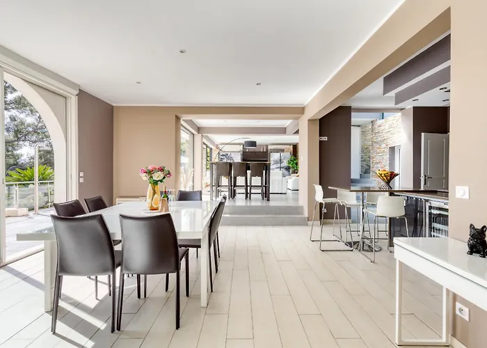 Villa Domaine Du Soleil, Vue Avec Piscine *