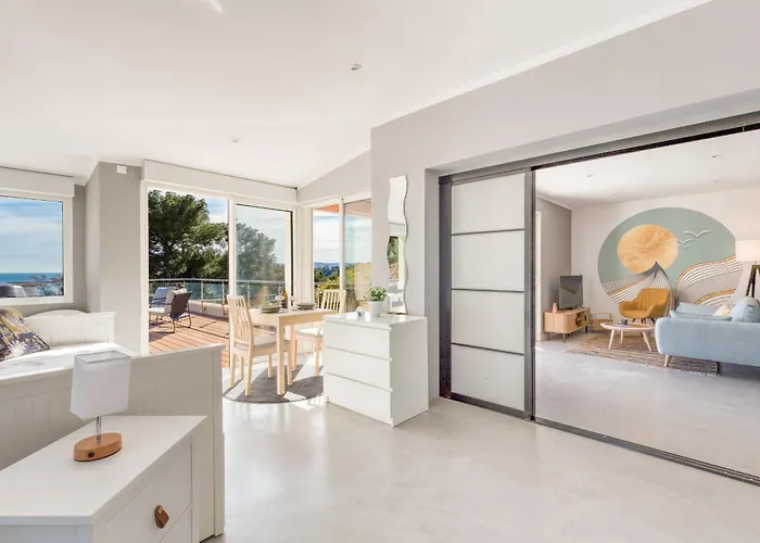 Domaine Du Soleil, Vue Avec Piscine Villa Le Lavandou